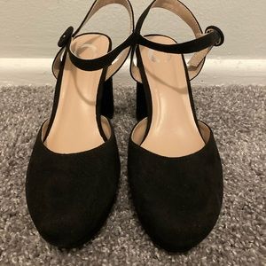 ⚫️Journee Collection Womens Roslynn Almond Toe Pumps
